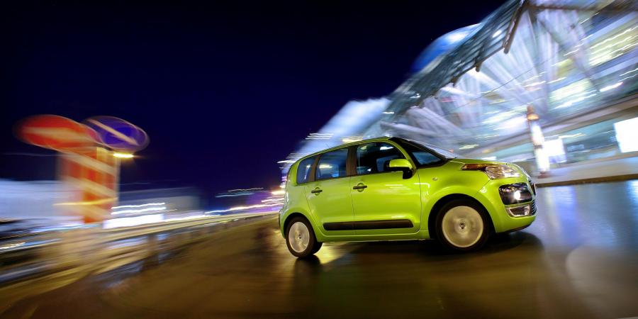  Citroen C3 Picasso 2009 года  (фото 102 из 242)